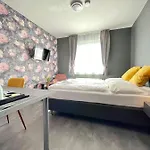 Dua Hotel 3*