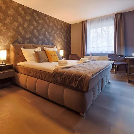 Dua Hotel 3*